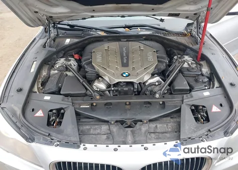 2011 BMW 750I xDrive из США, поврежденный, VIN WBAKC6C59BC394851